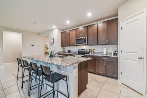 Casa en venta en Plant City, Florida, 4 dormitorios, 169.36 m2 № 1906555 - foto 10