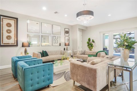 Casa en alquiler en Winter Garden, Florida, 6 dormitorios, 391.03 m2 № 1906124 - foto 5