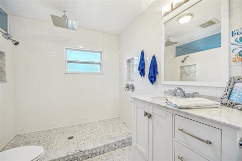 House in Daytona Beach, Florida 4 bedrooms, 239.32 sq.m. № 1767591 - photo 15