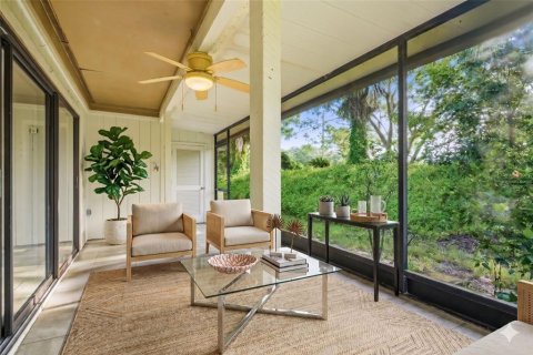 Condo in Tarpon Springs, Florida, 2 bedrooms  № 2239699 - photo 30