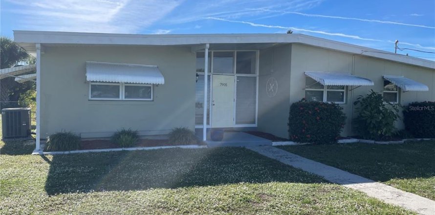 Villa ou maison à North Port, Floride 2 chambres, 102.19 m2 № 2418929