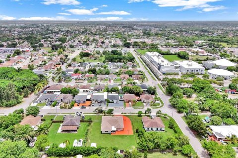 Купить виллу или дом в Майами, Флорида 3 спальни, 125.33м2, № 1807714 - фото 6