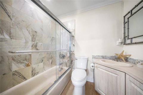 Villa ou maison à vendre à Hialeah, Floride: 4 chambres, 180.23 m2 № 1932625 - photo 21