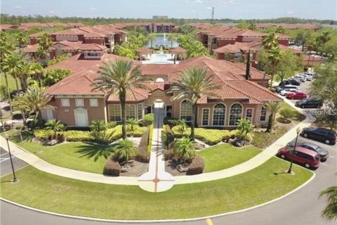 Condo in Orlando, Florida, 3 bedrooms  № 1903199 - photo 1