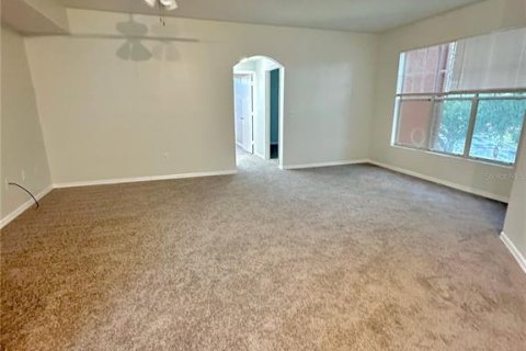 Condo in Orlando, Florida, 3 bedrooms  № 1903199 - photo 13