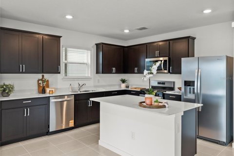 Casa en alquiler en Zephyrhills, Florida, 5 dormitorios, 240.25 m2 № 1906505 - foto 17