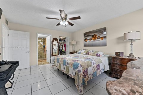 Купить кондоминиум в Майами, Флорида 2 спальни, 86.4м2, № 1936884 - фото 5