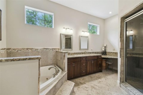 Casa en venta en Maitland, Florida, 5 dormitorios, 424.19 m2 № 1642827 - foto 23