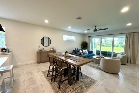House in Sarasota, Florida 3 bedrooms, 165.74 sq.m. № 1813312 - photo 13