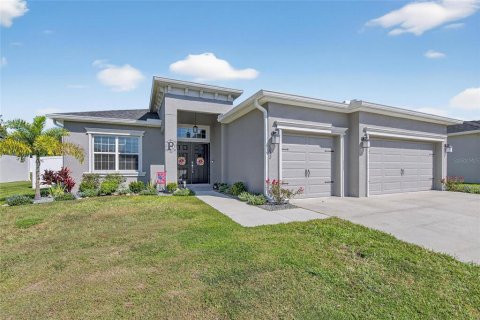 Villa ou maison à vendre à Lakeland, Floride: 4 chambres, 214.98 m2 № 2098544 - photo 2