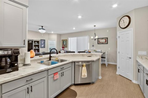 Villa ou maison à vendre à Lakeland, Floride: 4 chambres, 214.98 m2 № 2098544 - photo 20