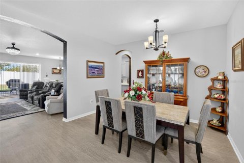 Villa ou maison à vendre à Lakeland, Floride: 4 chambres, 214.98 m2 № 2098544 - photo 14