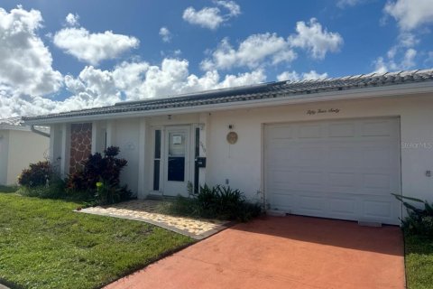Casa en Pinellas Park, Florida 2 dormitorios, 133.78 m2 № 2362267