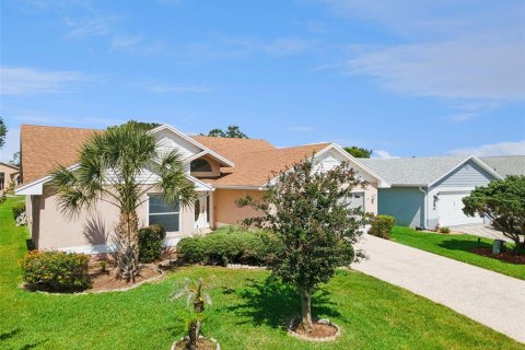 Casa en venta en Lakeland, Florida, 3 dormitorios, 157.66 m2 № 2195743 - foto 2