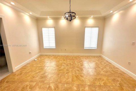 Снять в аренду виллу или дом в Майами, Флорида 4 спальни, 157.93м2, № 1991912 - фото 10