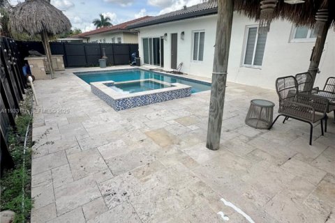 Снять в аренду виллу или дом в Майами, Флорида 4 спальни, 157.93м2, № 1991912 - фото 15