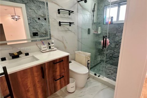 Снять в аренду виллу или дом в Майами, Флорида 4 спальни, 157.93м2, № 1991912 - фото 11