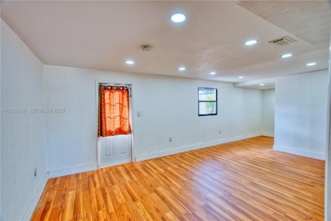 Купить виллу или дом в Мирамар, Флорида 3 спальни, 109.25м2, № 1988958 - фото 8