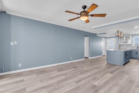 Condominio en venta en Saint Pete Beach, Florida, 1 dormitorio, 73.39 m2 № 2380544 - foto 13