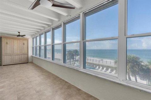Condominio en venta en Saint Pete Beach, Florida, 1 dormitorio, 73.39 m2 № 2380544 - foto 15