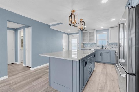 Condominio en venta en Saint Pete Beach, Florida, 1 dormitorio, 73.39 m2 № 2380544 - foto 9