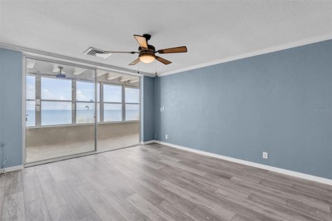 Condominio en venta en Saint Pete Beach, Florida, 1 dormitorio, 73.39 m2 № 2380544 - foto 14