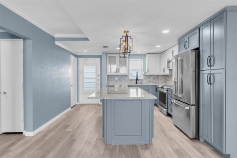 Condominio en venta en Saint Pete Beach, Florida, 1 dormitorio, 73.39 m2 № 2380544 - foto 6