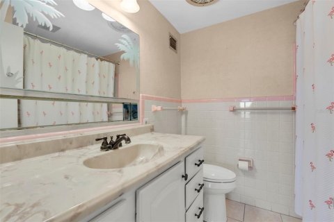 Condominio en venta en Saint Pete Beach, Florida, 1 dormitorio, 73.39 m2 № 2380544 - foto 21