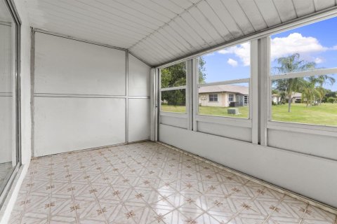 Condo in St. Lucie, Florida, 2 bedrooms  № 2088307 - photo 18