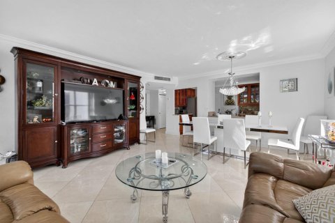 Copropriété à vendre à Fort Lauderdale, Floride: 2 chambres, 104.05 m2 № 2376402 - photo 9