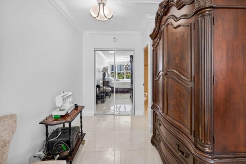 Copropriété à vendre à Fort Lauderdale, Floride: 2 chambres, 104.05 m2 № 2376402 - photo 27