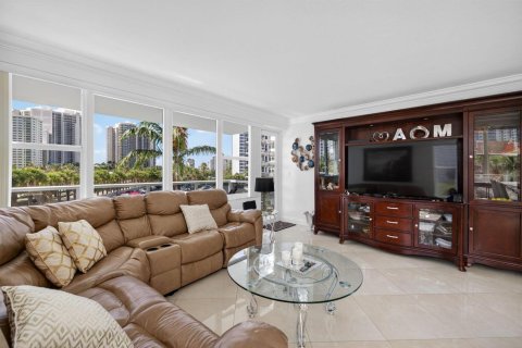 Copropriété à vendre à Fort Lauderdale, Floride: 2 chambres, 104.05 m2 № 2376402 - photo 7