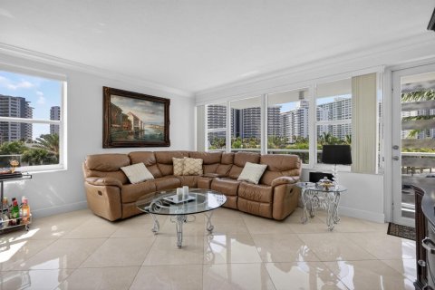 Copropriété à vendre à Fort Lauderdale, Floride: 2 chambres, 104.05 m2 № 2376402 - photo 6