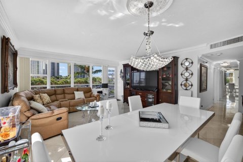 Copropriété à vendre à Fort Lauderdale, Floride: 2 chambres, 104.05 m2 № 2376402 - photo 5