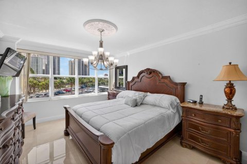 Copropriété à vendre à Fort Lauderdale, Floride: 2 chambres, 104.05 m2 № 2376402 - photo 23