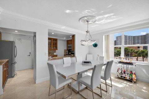 Copropriété à vendre à Fort Lauderdale, Floride: 2 chambres, 104.05 m2 № 2376402 - photo 16