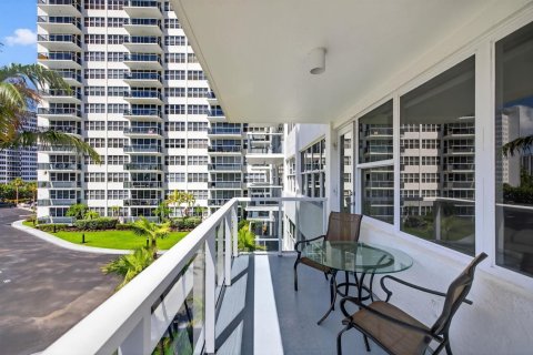 Copropriété à vendre à Fort Lauderdale, Floride: 2 chambres, 104.05 m2 № 2376402 - photo 15