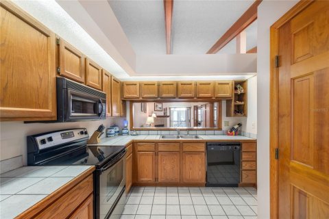 Купить таунхаус в Палм-Харбор, Флорида 3 комнаты, 125.7м2, № 2095408 - фото 13