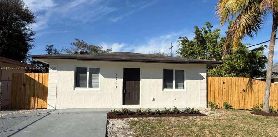 House in Fort Lauderdale, Florida 3 bedrooms, 109.25 sq.m. № 1934709