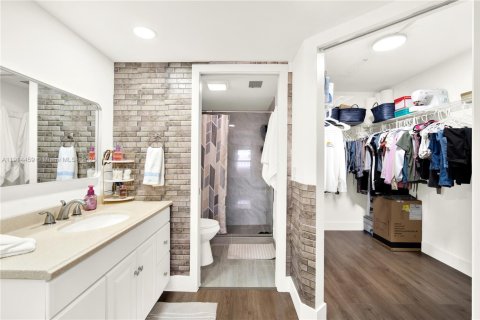 Condominio en venta en Pembroke Pines, Florida, 2 dormitorios, 131.64 m2 № 1970683 - foto 19