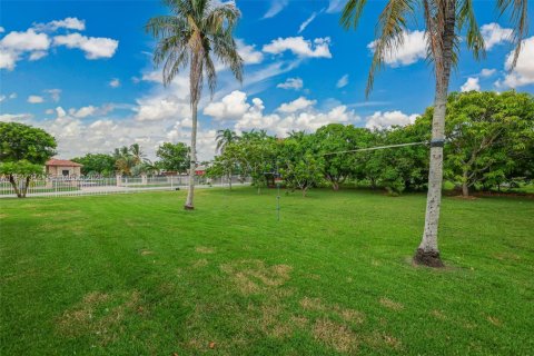 Casa en venta en Homestead, Florida, 3 dormitorios, 143.53 m2 № 2054405 - foto 12