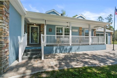House in Clermont, Florida 4 bedrooms, 268.77 sq.m. № 1629490 - photo 9