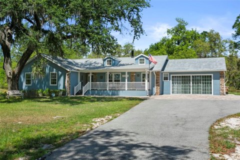 House in Clermont, Florida 4 bedrooms, 268.77 sq.m. № 1629490 - photo 6