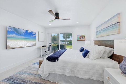 Condo in Longboat Key, Florida, 2 bedrooms  № 2410467 - photo 18