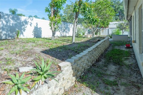 Villa ou maison à vendre à DeLand, Floride: 4 chambres, 187.48 m2 № 2344949 - photo 29
