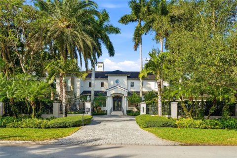 Дом в Майами, Флорида 7 спален, 603.4м2 № 2018073