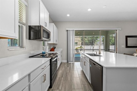 Villa ou maison à vendre à Tampa, Floride: 4 chambres, 269.32 m2 № 2258751 - photo 9