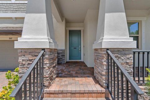 Villa ou maison à vendre à Tampa, Floride: 4 chambres, 269.32 m2 № 2258751 - photo 2
