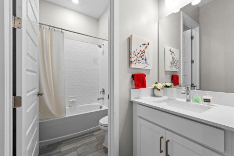 Villa ou maison à vendre à Tampa, Floride: 4 chambres, 269.32 m2 № 2258751 - photo 12