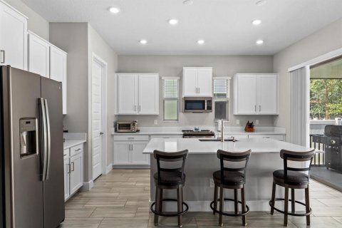 Villa ou maison à vendre à Tampa, Floride: 4 chambres, 269.32 m2 № 2258751 - photo 7